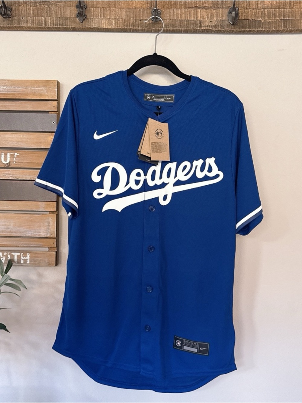 Los Angeles Dodgers 2026 Alternate Royal Jersey by NIKE Size Small